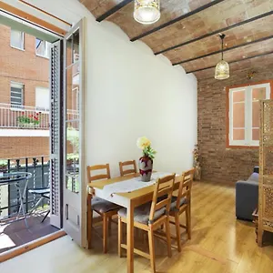 Apartment Great In Sagrada Familia With Balcony